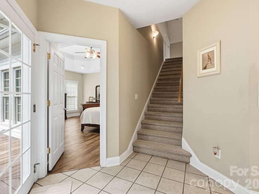 5881 Highway 557 Highway, Lake Wylie, SC 29710.  MLS# CAR4426749, YatesRealty ID 52449. 