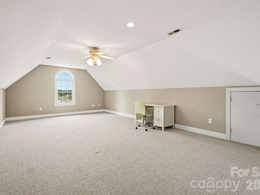 5881 Highway 557 Highway, Lake Wylie, SC 29710.  MLS# CAR4426749, YatesRealty ID 52449. 
