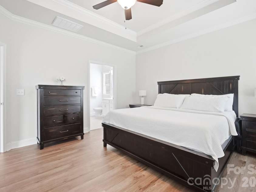 5112 Natural Path Lane, Waxhaw, NC 28173.  MLS# CAR4426658, YatesRealty ID 52452. 