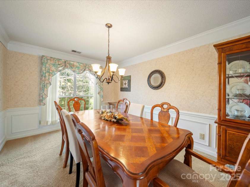 12708 Hollyhock Lane, Huntersville, NC 28078.  MLS# CAR4241322, YatesRealty ID 5246. Dining Room
