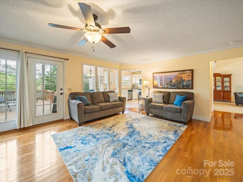 12708 Hollyhock Lane, Huntersville, NC 28078.  MLS# CAR4241322, YatesRealty ID 5246. Great Room