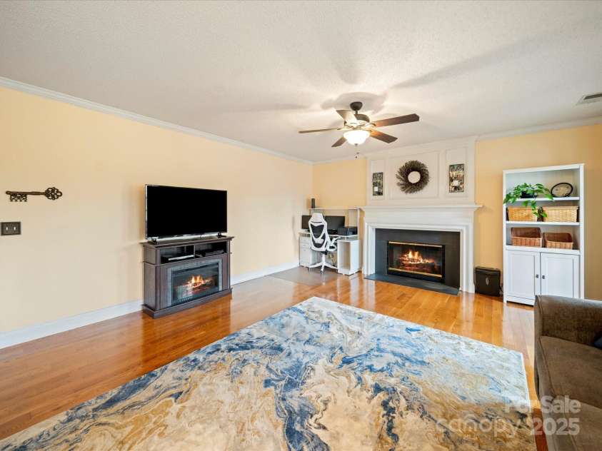 12708 Hollyhock Lane, Huntersville, NC 28078.  MLS# CAR4241322, YatesRealty ID 5246. Great Room