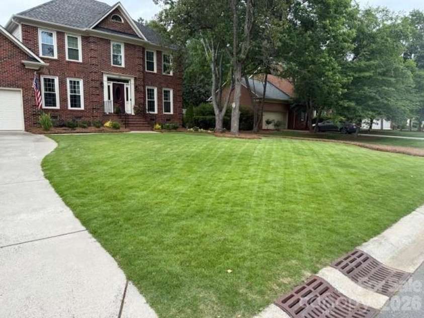 7824 Hickory Stick Place, Charlotte, NC 28277.  MLS# CAR4424681, YatesRealty ID 52460. 