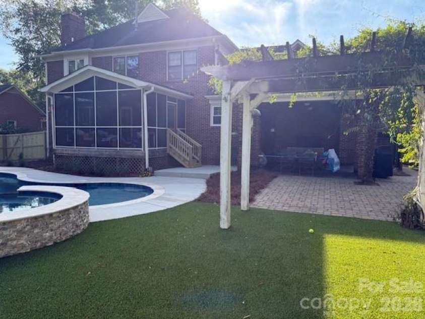 7824 Hickory Stick Place, Charlotte, NC 28277.  MLS# CAR4424681, YatesRealty ID 52460. 