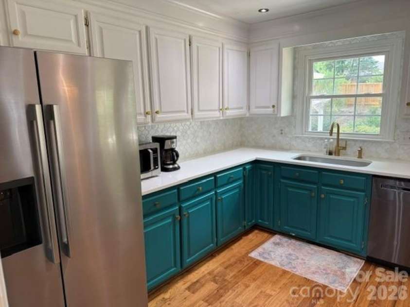 7824 Hickory Stick Place, Charlotte, NC 28277.  MLS# CAR4424681, YatesRealty ID 52460. 