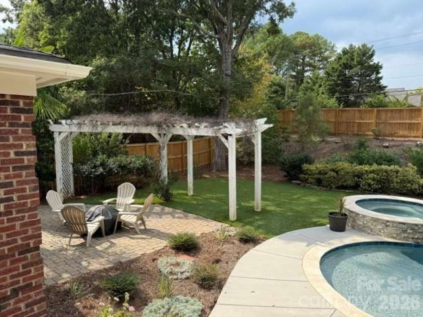 7824 Hickory Stick Place, Charlotte, NC 28277.  MLS# CAR4424681, YatesRealty ID 52460. 