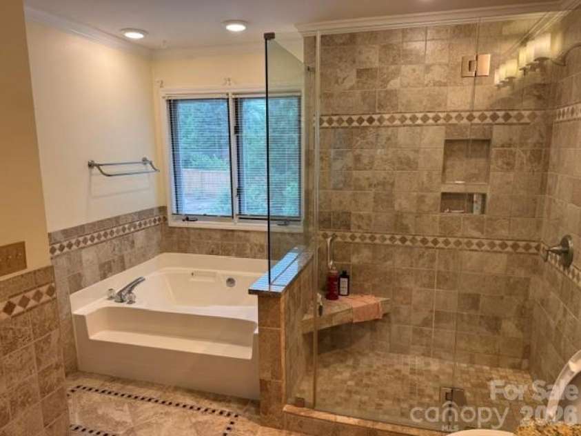 7824 Hickory Stick Place, Charlotte, NC 28277.  MLS# CAR4424681, YatesRealty ID 52460. 