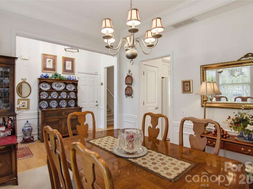 3238 Darlington Road, Matthews, NC 28201.  MLS# CAR4424839, YatesRealty ID 52461. 
