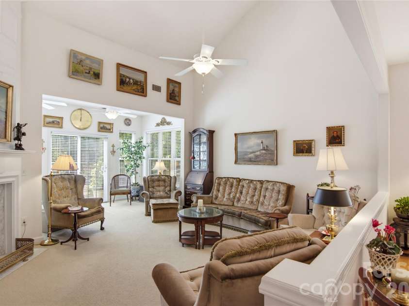 3238 Darlington Road, Matthews, NC 28201.  MLS# CAR4424839, YatesRealty ID 52461. 