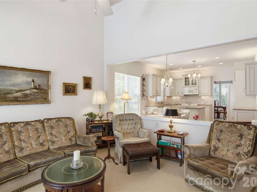 3238 Darlington Road, Matthews, NC 28201.  MLS# CAR4424839, YatesRealty ID 52461. 