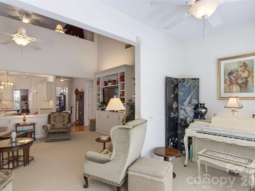 3238 Darlington Road, Matthews, NC 28201.  MLS# CAR4424839, YatesRealty ID 52461. 