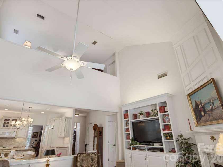 3238 Darlington Road, Matthews, NC 28201.  MLS# CAR4424839, YatesRealty ID 52461. 