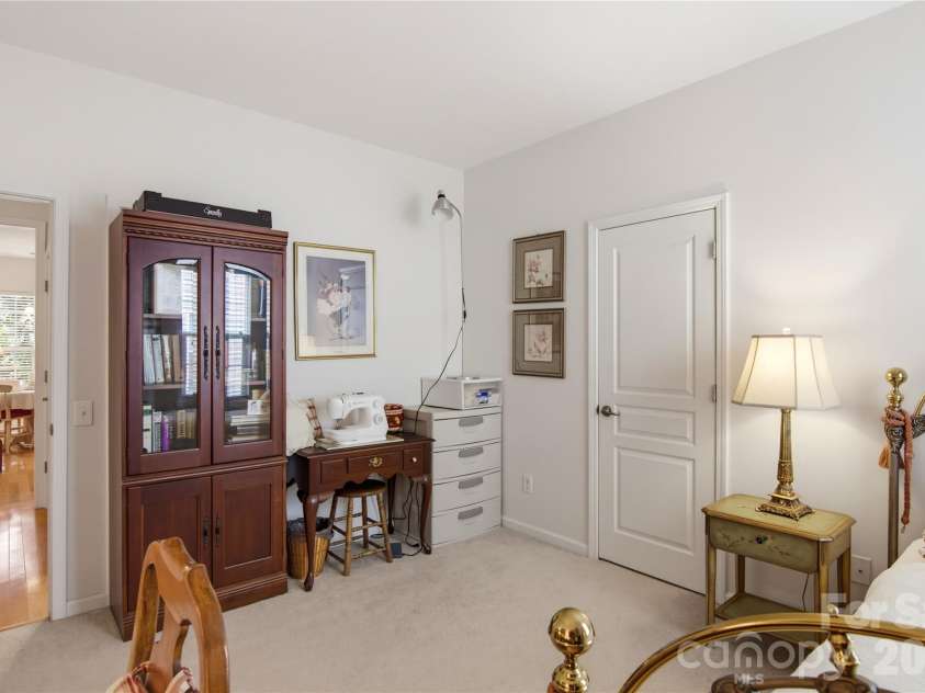 3238 Darlington Road, Matthews, NC 28201.  MLS# CAR4424839, YatesRealty ID 52461. 