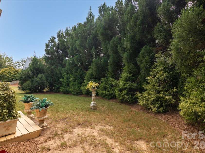 3238 Darlington Road, Matthews, NC 28201.  MLS# CAR4424839, YatesRealty ID 52461. 