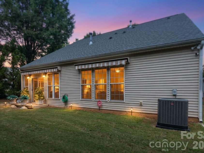 3238 Darlington Road, Matthews, NC 28201.  MLS# CAR4424839, YatesRealty ID 52461. 