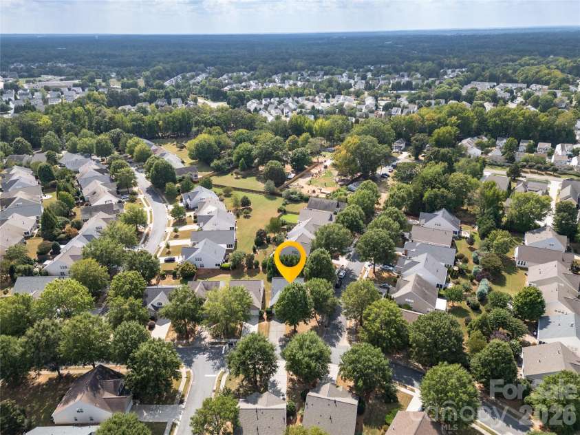 3238 Darlington Road, Matthews, NC 28201.  MLS# CAR4424839, YatesRealty ID 52461. 