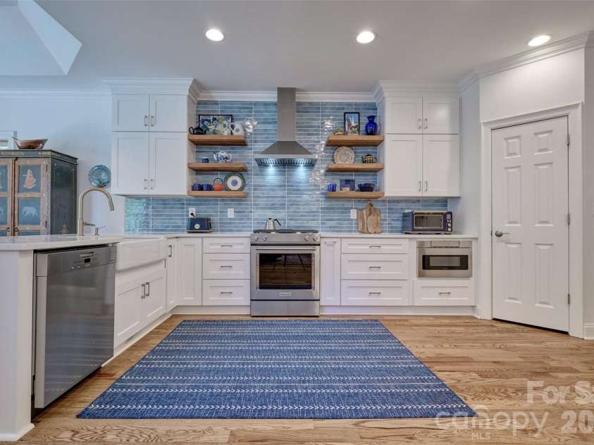 1465 Floral Road, Rock Hill, SC 29732.  MLS# CAR4424588, YatesRealty ID 52462. 