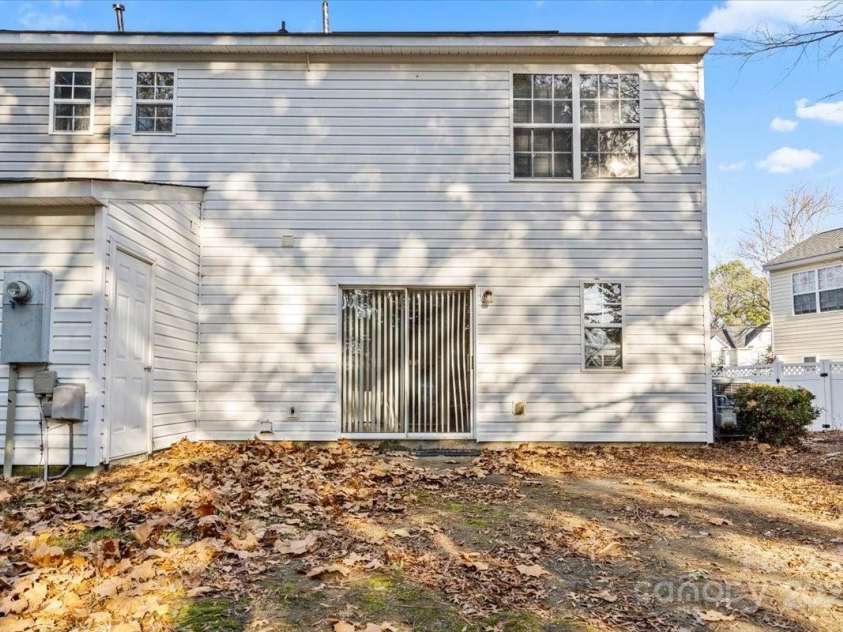 15070 Deshler Court, Charlotte, NC 28273.  MLS# CAR4329607, YatesRealty ID 52463. 