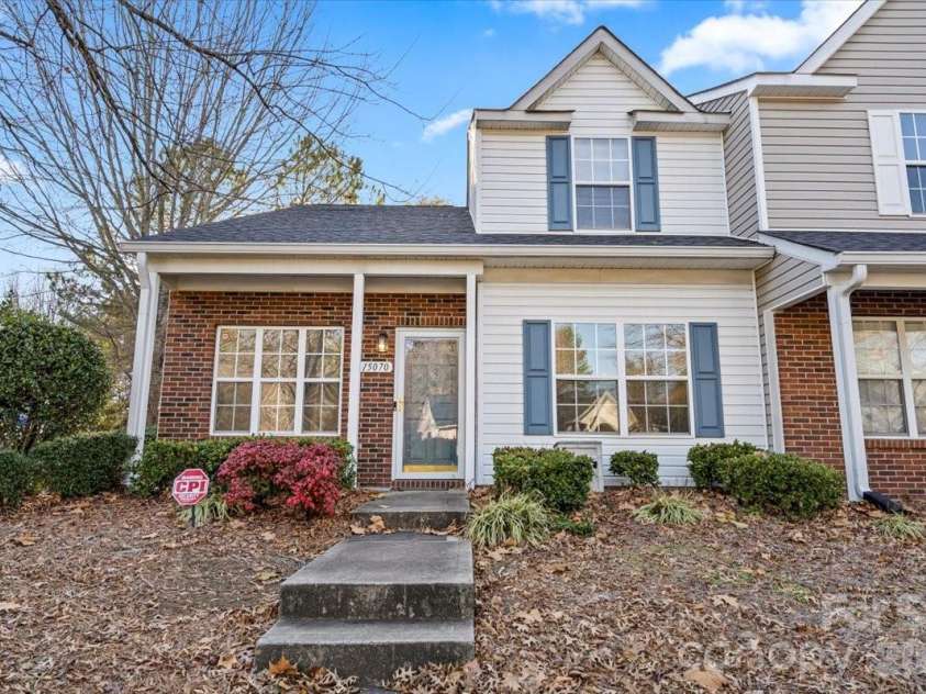 15070 Deshler Court, Charlotte, NC 28273.  MLS# CAR4329607, YatesRealty ID 52463. 