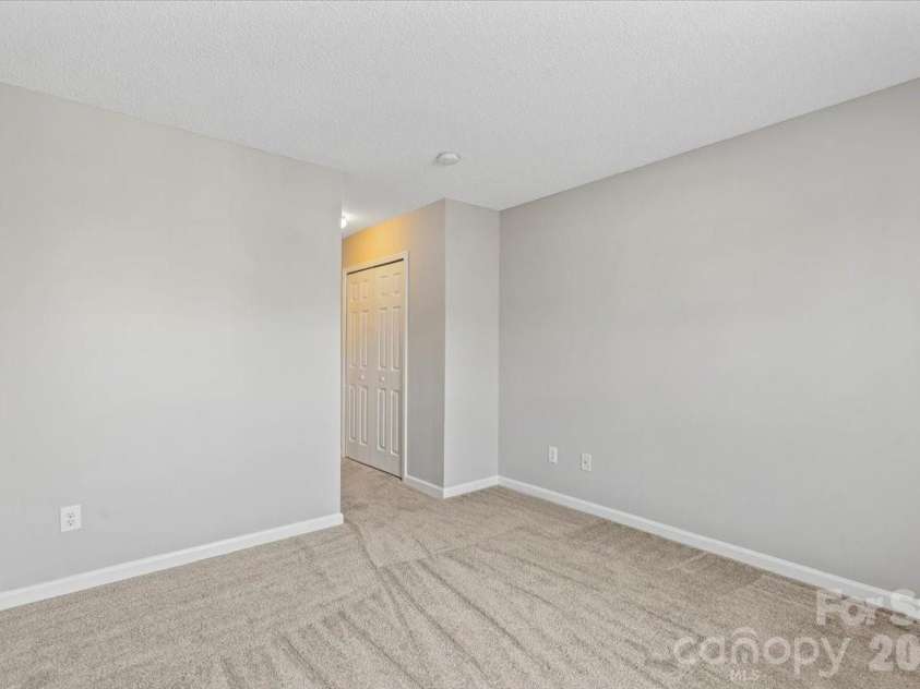 15070 Deshler Court, Charlotte, NC 28273.  MLS# CAR4329607, YatesRealty ID 52463. 