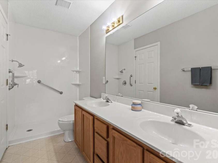 15070 Deshler Court, Charlotte, NC 28273.  MLS# CAR4329607, YatesRealty ID 52463. 