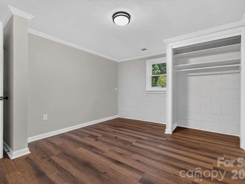 425 Roberts Street, Salisbury, NC 28144.  MLS# CAR4423175, YatesRealty ID 52463. 