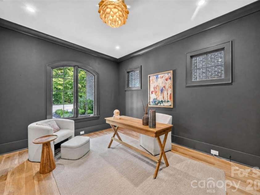6006 Old Providence Lane, Charlotte, NC 28226.  MLS# CAR4424304, YatesRealty ID 52466. 