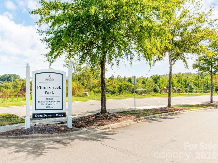 12110 Westbranch Parkway, Davidson, NC 28036.  MLS# CAR4423144, YatesRealty ID 52469. 