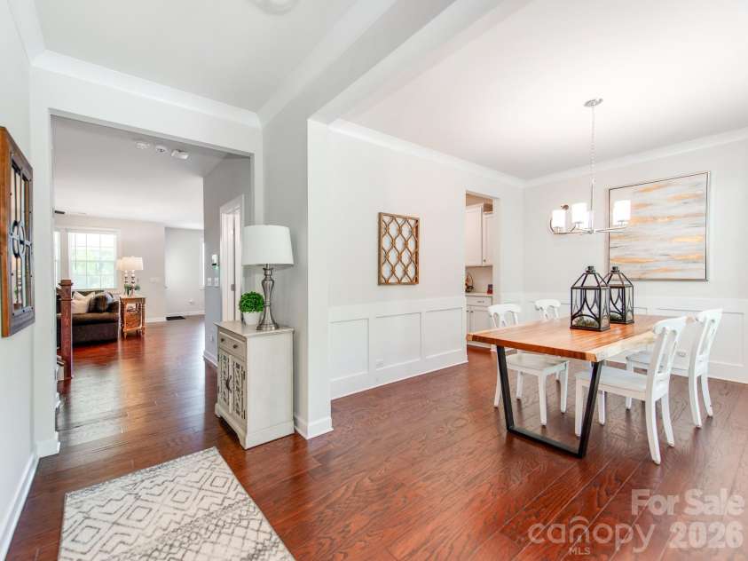 12110 Westbranch Parkway, Davidson, NC 28036.  MLS# CAR4423144, YatesRealty ID 52469. Dining room