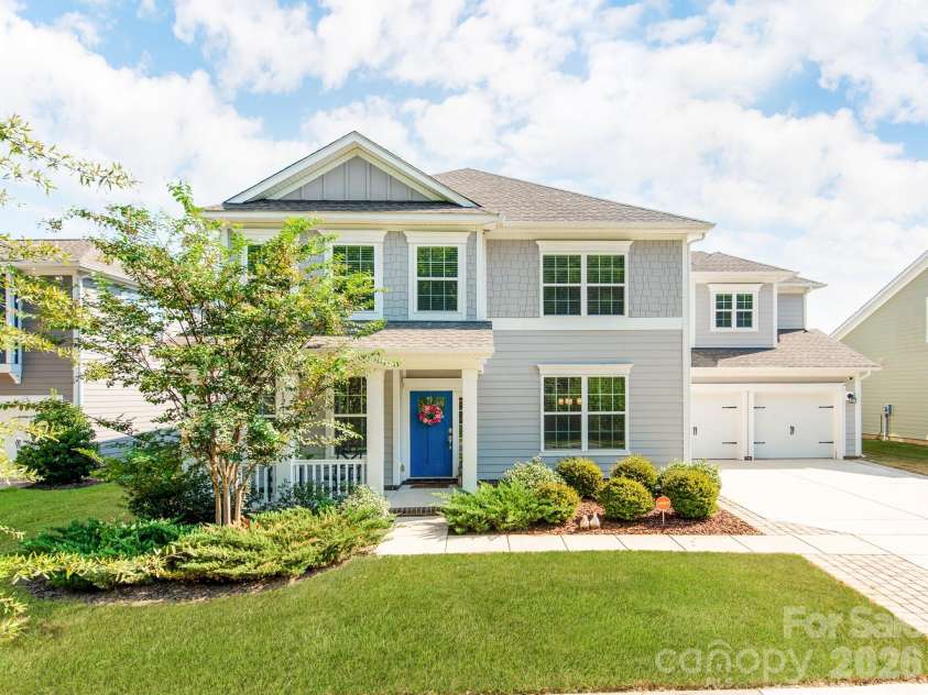 12110 Westbranch Parkway, Davidson, NC 28036.  MLS# CAR4423144, YatesRealty ID 52469. Welcome Home !