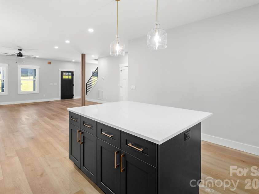 110 Scott Meadows Drive, Asheville, NC 28806.  MLS# CAR4330046, YatesRealty ID 5247. 