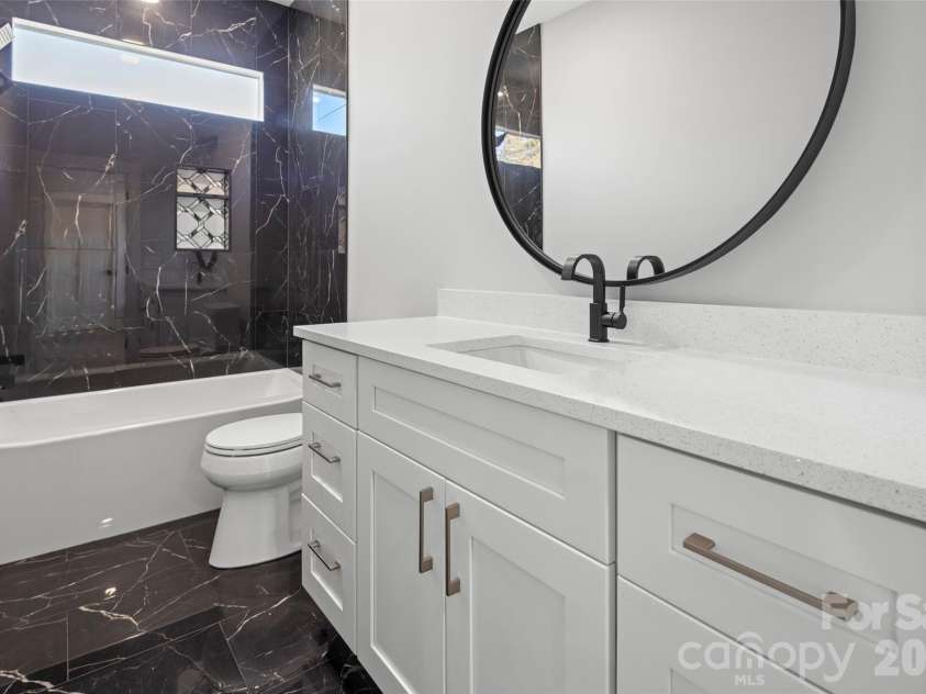 110 Scott Meadows Drive, Asheville, NC 28806.  MLS# CAR4330046, YatesRealty ID 5247. 