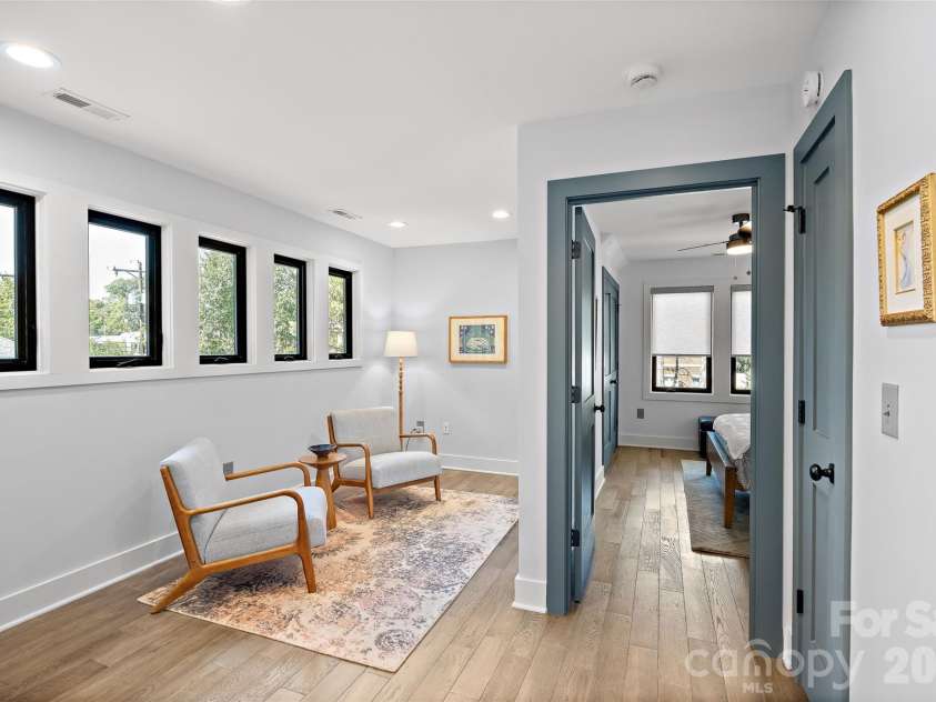 1518 Ivey Drive, Charlotte, NC 28205.  MLS# CAR4420824, YatesRealty ID 52474. 