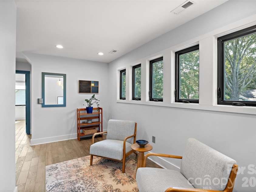 1518 Ivey Drive, Charlotte, NC 28205.  MLS# CAR4420824, YatesRealty ID 52474. 