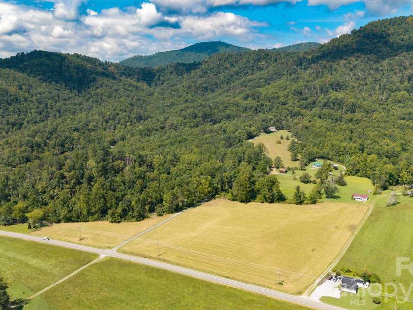 15809 US 221 None, Marion, NC 28752.  MLS# CAR4418221, YatesRealty ID 52475. 