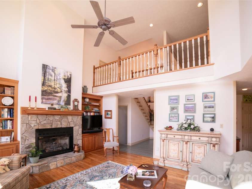 15809 US 221 None, Marion, NC 28752.  MLS# CAR4418221, YatesRealty ID 52475. 