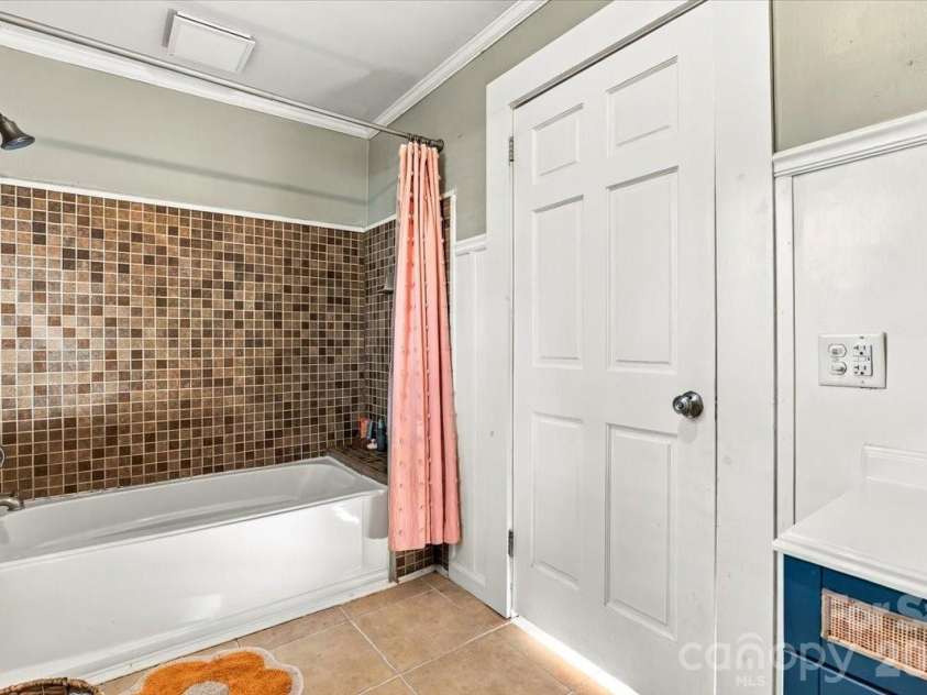 94 Pressley Avenue, Brevard, NC 28712.  MLS# CAR4418924, YatesRealty ID 52476. 