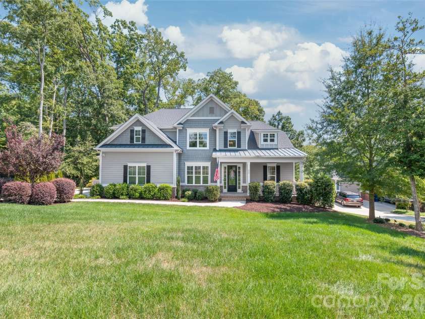 229 South Shore Drive, Belmont, NC 28012.  MLS# CAR4414792, YatesRealty ID 52478. 