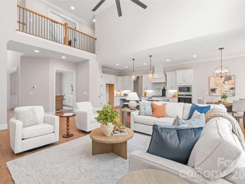 229 South Shore Drive, Belmont, NC 28012.  MLS# CAR4414792, YatesRealty ID 52478. 