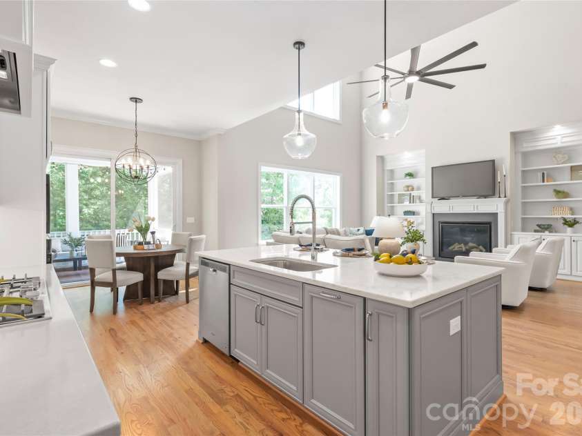 229 South Shore Drive, Belmont, NC 28012.  MLS# CAR4414792, YatesRealty ID 52478. 