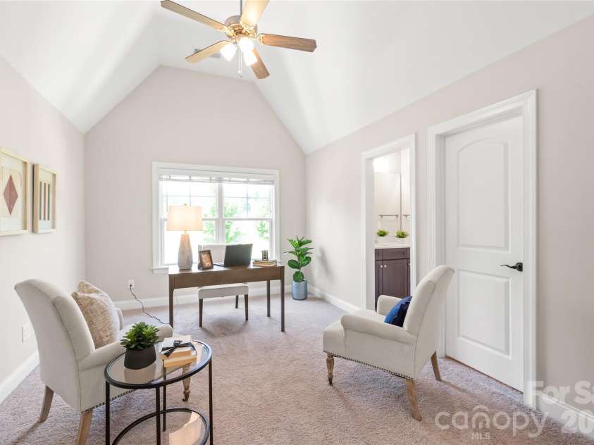 229 South Shore Drive, Belmont, NC 28012.  MLS# CAR4414792, YatesRealty ID 52478. 