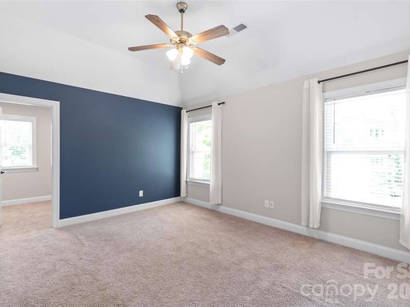 229 South Shore Drive, Belmont, NC 28012.  MLS# CAR4414792, YatesRealty ID 52478. 