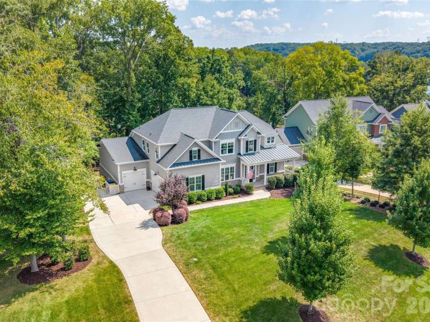 229 South Shore Drive, Belmont, NC 28012.  MLS# CAR4414792, YatesRealty ID 52478. 