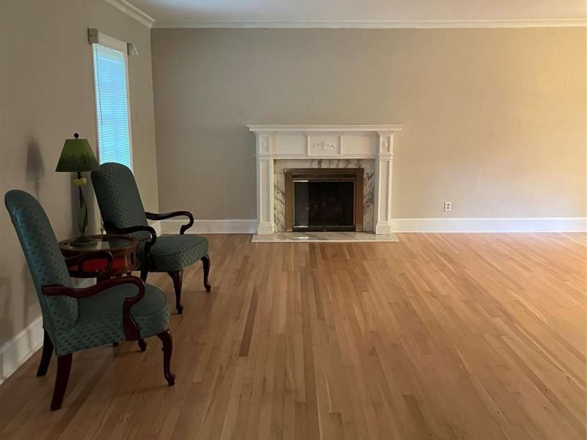 521 Courtney Lane, Matthews, NC 28105.  MLS# CAR4427632, YatesRealty ID 52482. 