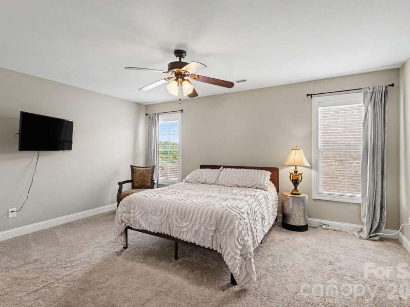 489 Lotus Court, Lewisville, NC 27023.  MLS# CAR4427328, YatesRealty ID 52483. 