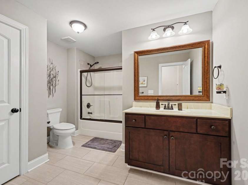 489 Lotus Court, Lewisville, NC 27023.  MLS# CAR4427328, YatesRealty ID 52483. 