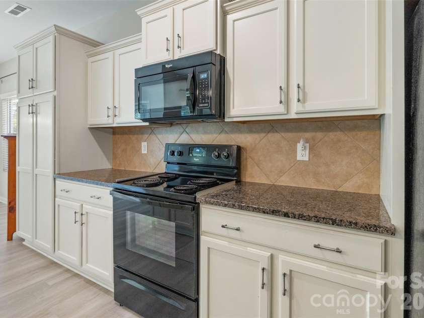 2602 White Pines Court, Monroe, NC 28112.  MLS# CAR4426692, YatesRealty ID 52484. 