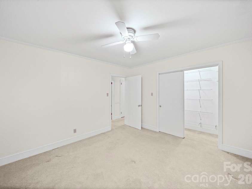 2019 Carol Drive, Gastonia, NC 28054.  MLS# CAR4425027, YatesRealty ID 52485. 
