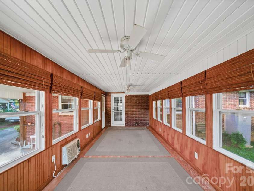 2019 Carol Drive, Gastonia, NC 28054.  MLS# CAR4425027, YatesRealty ID 52485. 