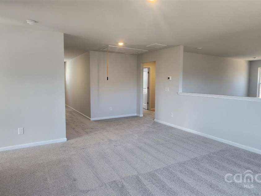 143 Ella Claire Drive, York, SC 29745.  MLS# CAR4187825, YatesRealty ID 5249. Loft